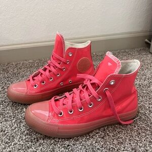 Pink converse